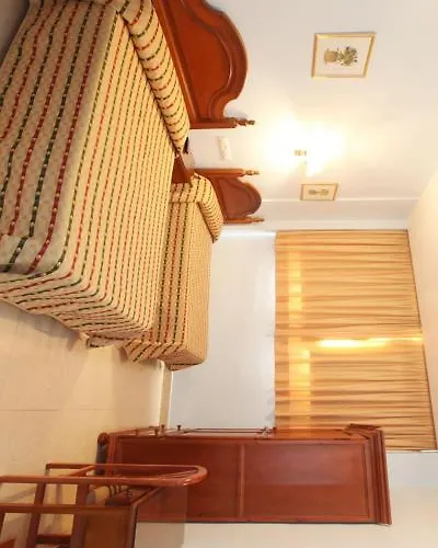 El Cisne Отель 2*