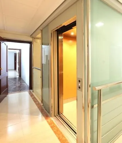 Ξενοδοχείο El Cisne 2*